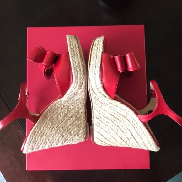 Valentino Wedges size 8 - Picture 4 of 4